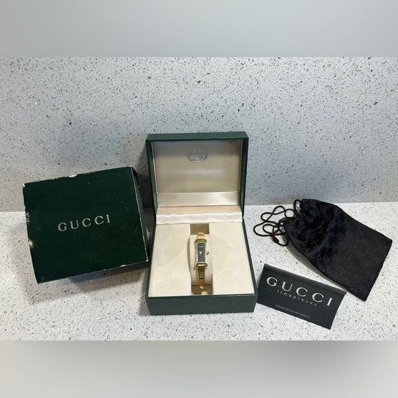 Gucci 1500L gold plated bangle watch - Picture 4 of 6